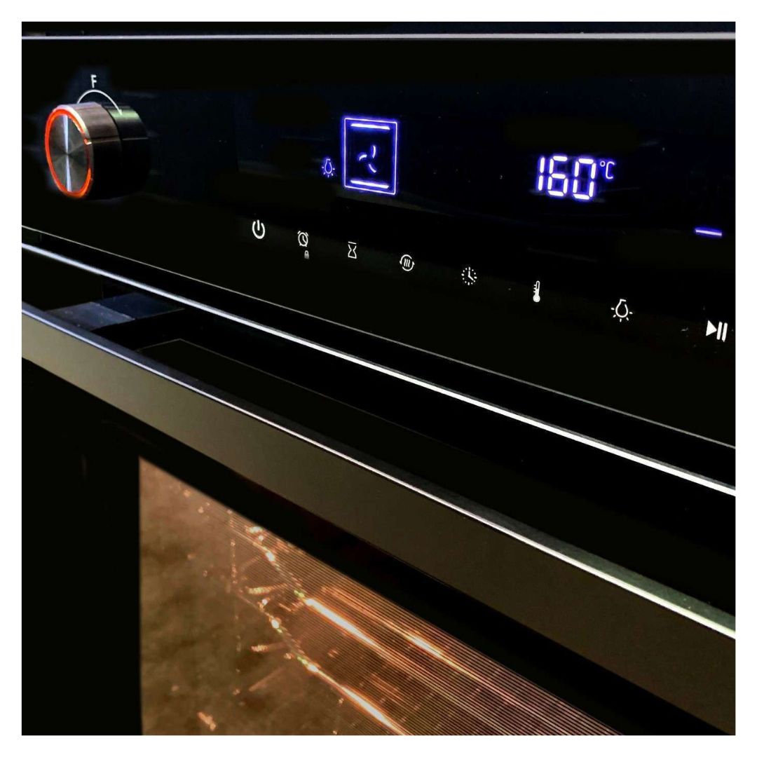 Kleenmaid 60cm Black Multifunction Oven OMF6040K